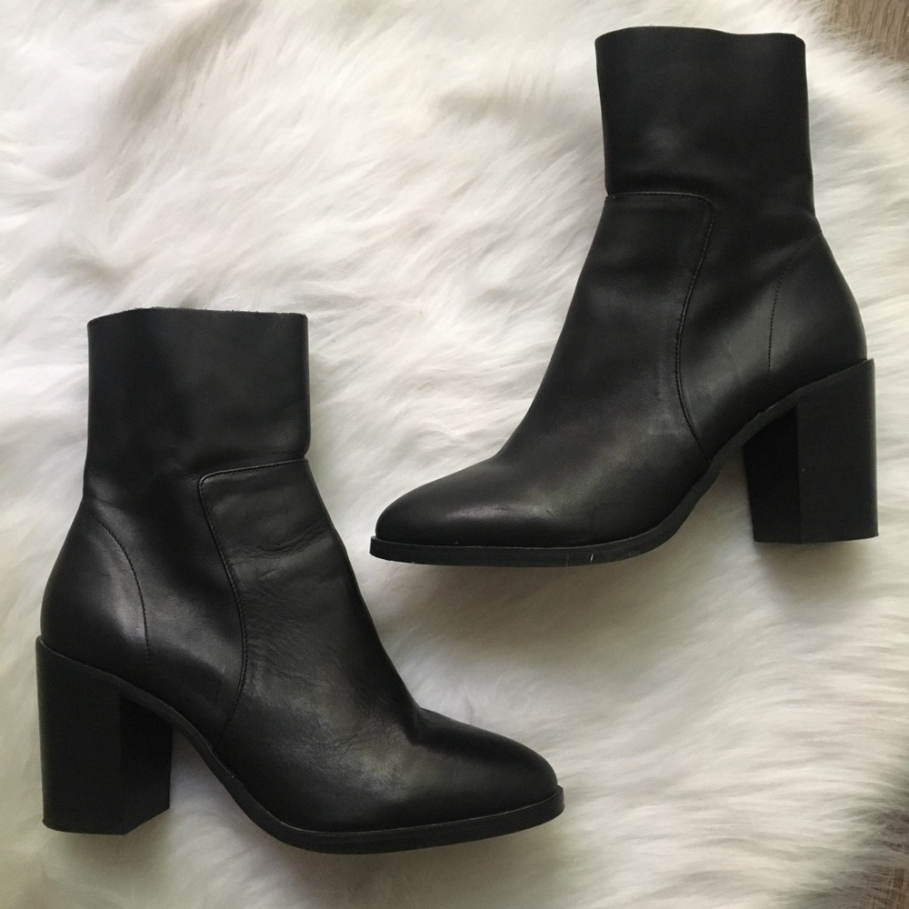 Steve Madden | Rewind Bootie